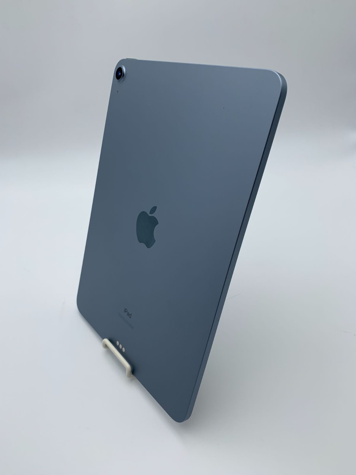 【中古・フレームキズ有】iPad Air 10.9インチ 第4世代(2020) Wi-Fiモデル 64GB MYFQ2J/A スカイブルー（10日間保証）