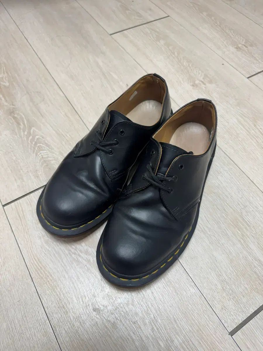 DR. MARTENS ドクターマーチン mie uk8