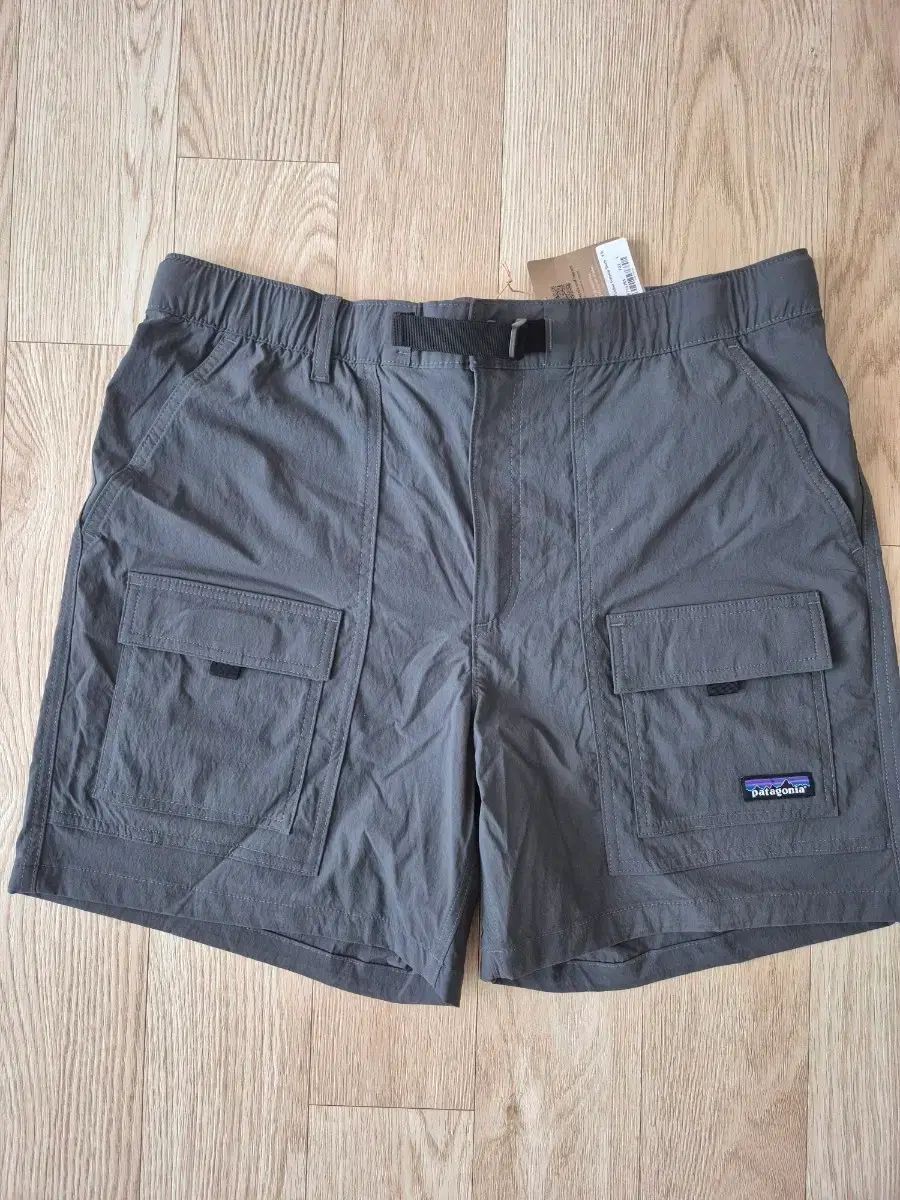 patagonia ハーフパンツ