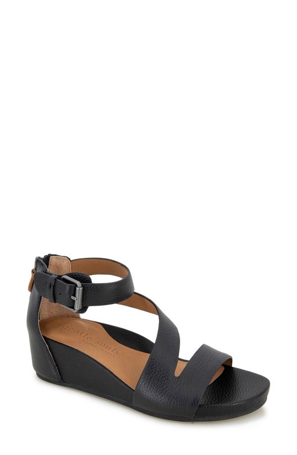 ジェントルソウルズ レディース シューズ ヒール アシンメトリー サンダル Gentle Souls Gwen Asymmetric Strappy Sandal Black ブラック
