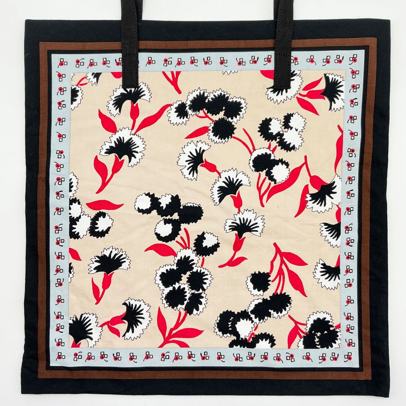 新品未使用タグ付 マルニ MARNI バンダナトートバッグ 花柄 2026年最新