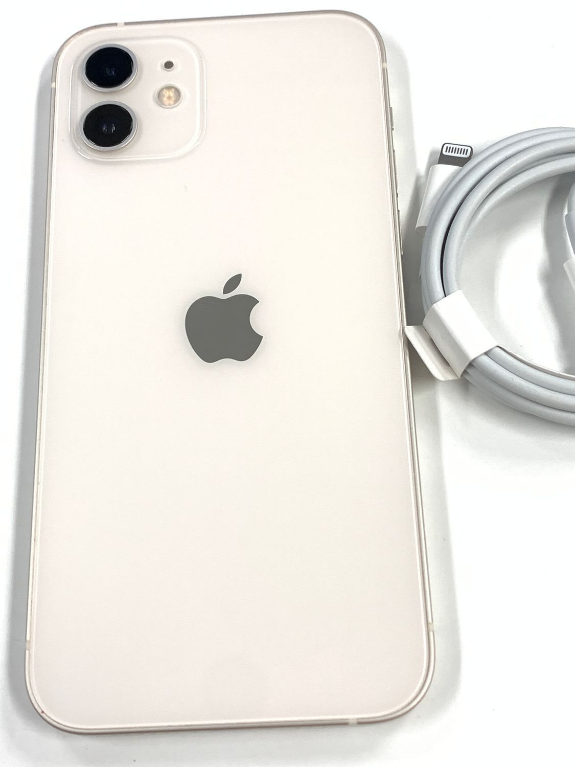 【極美品】iPhone12 64GB 純正95% 極美品 電池95%SIMフリー iPhone12 64GB ホワイト - メルカリ