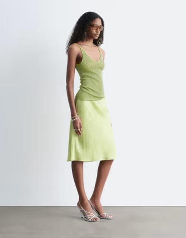 アンドアザーストーリーズ レディース ボトムスカート ミディ Other Stories lowaist bias cut midi skirt in soft lime ライム 27,860円