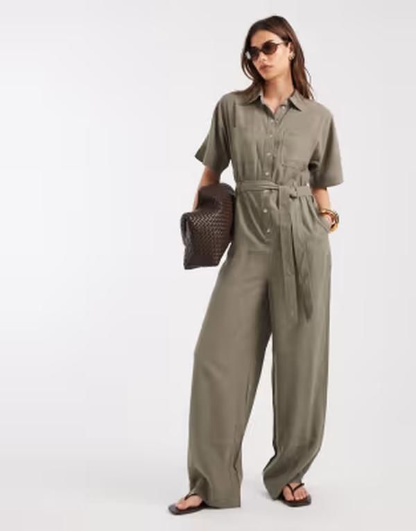 オンリー レディース トップス ジャンプスーツ ONLY tie waist short sleeve jumpsuit SMOKEY OLIVE オリーブ