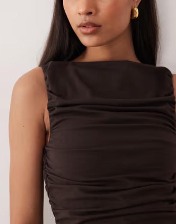 エイソス レディース トップス ワンピース ギャザー ミディ ASOS DESIGN ruched bodice midi dress in chocolate チョコレート エイソス レディース トップス ワンピース ギャザー ミディ ASOS DESIGN ruched bodice midi dress in chocolate チョコレート