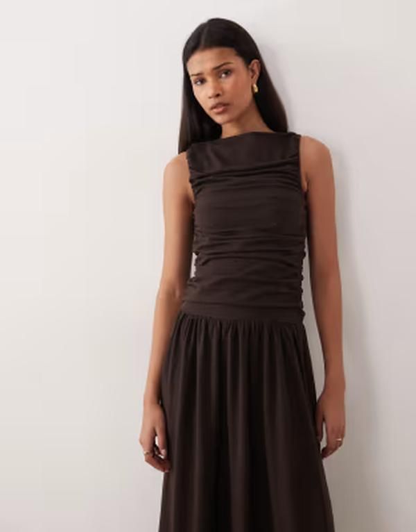 エイソス レディース トップス ワンピース ギャザー ミディ ASOS DESIGN ruched bodice midi dress in chocolate チョコレート エイソス レディース トップス ワンピース ギャザー ミディ ASOS DESIGN ruched bodice midi dress in chocolate チョコレート