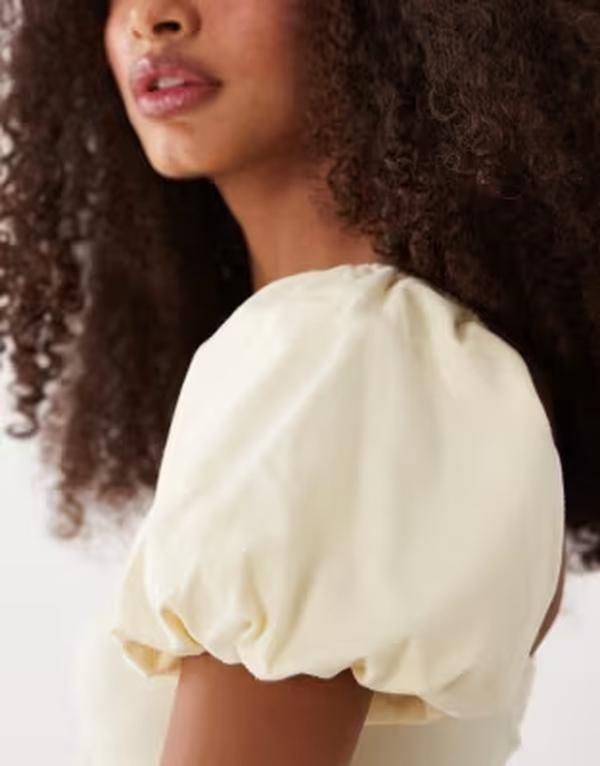 エイソス レディース トップス ワンピース ギャザー ミディ ASOS DESIGN ruched front midi tea dress in buttermilk エイソス レディース トップス ワンピース ギャザー ミディ ASOS DESIGN ruched front midi tea dress in buttermilk