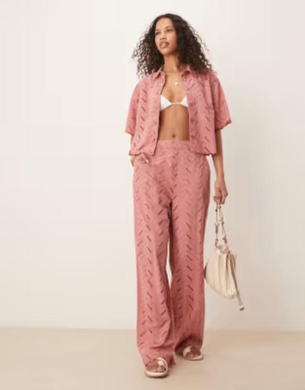 エイソス レディース ボトムス カジュアルパンツ ASOS DESIGN geo eyelet relaxed pants in rose part of a set Rose