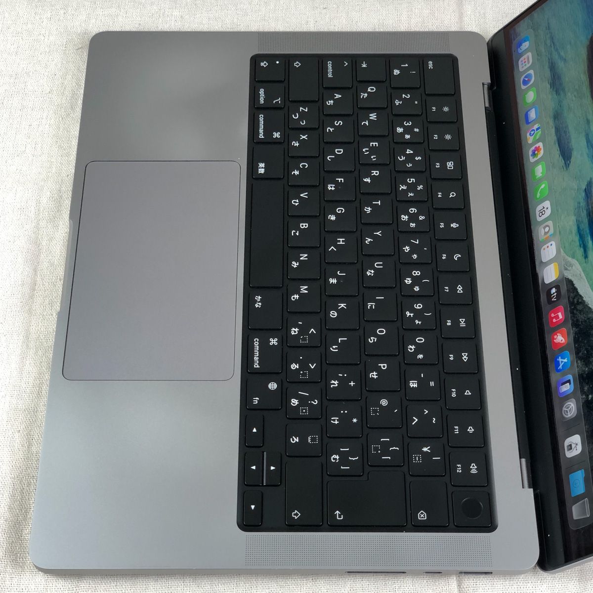 【本体のみ】Apple MacBook Pro (14インチ 2021) 【M1 Pro(CPUコア10/GPUコア16)・メモリ16GB・SSD1TB】A2442 EMC3650/mb-261256(499000) 【本体のみ】Apple MacBook Pro (14インチ 2021) 【M1 Pro(CPUコア10/GPUコア16)・メモリ16GB・SSD1TB】A2442 EMC3650/mb-261256(499000)