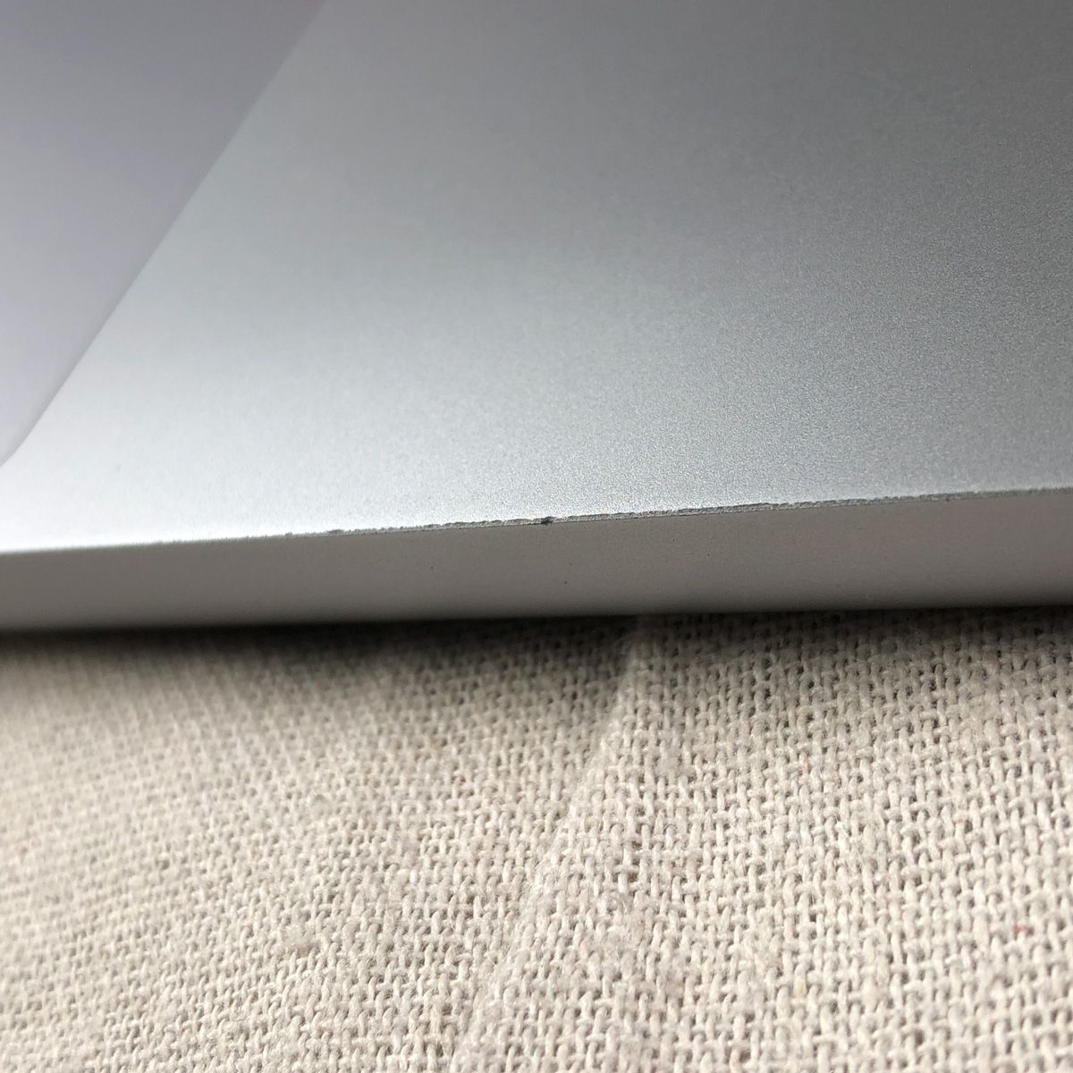 【本体のみ】Apple MacBook Pro (14インチ 2021) 【M1 Pro（CPUコア10/GPUコア16）・メモリ16GB・SSD1TB】A2442 EMC3650/mb-261257（498993）