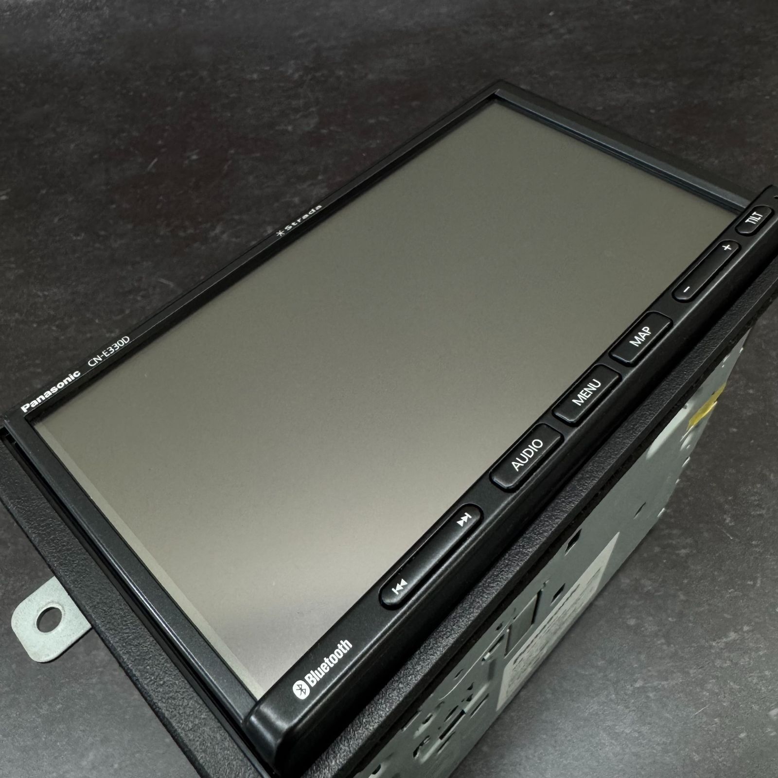 Panasonic パナソニック カーナビ Strada ストラーダ CN-E330D 中古品