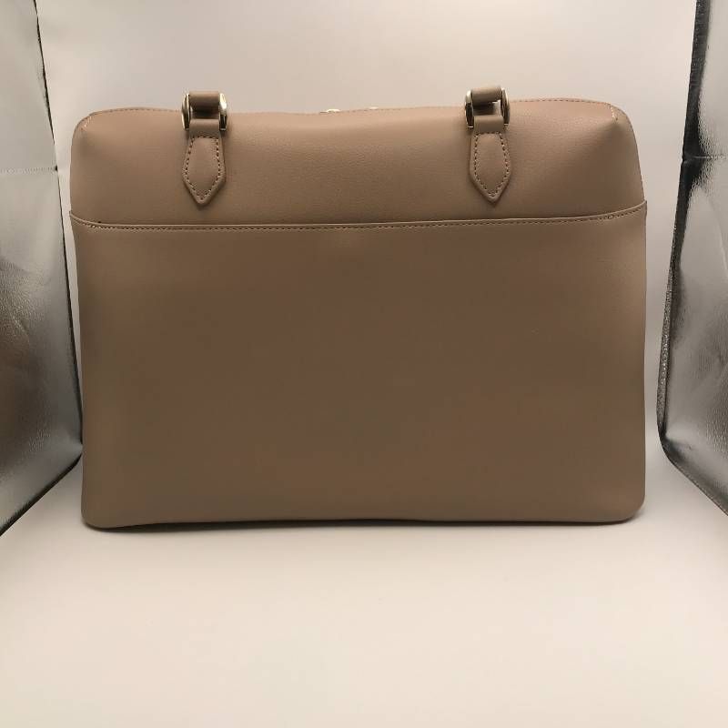 タ UNTITLED（アンタイトル）トートバッグ　ハンドバッグ　ビジネス　ベージュ　PC