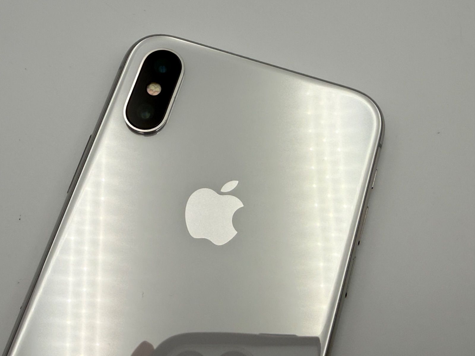 SIMフリー iPhoneX 64GB シルバー シムフリー SIMロック解除済み SIMフリー iPhoneX 64GB シルバー シムフリー SIMロック解除済み