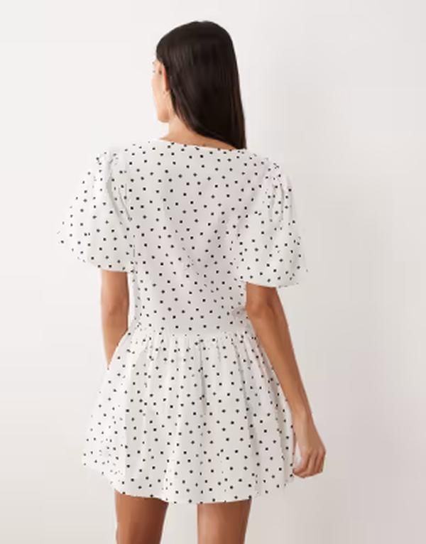 ウェンズデーガール レディース トップス ワンピース ドット柄 ドット ミニ Wednesdays Girl short sleeve smock mini dress polka dot WHITE ウェンズデーガール レディース トップス ワンピース ドット柄 ドット ミニ Wednesdays Girl short sleeve smock mini dress polka dot WHITE