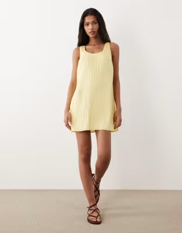 エイソス レディース トップス ワンピース ミニ ASOS DESIGN shift mini dress with bow back detail in yellow イエロー エイソス レディース トップス ワンピース ミニ ASOS DESIGN shift mini dress with bow back detail in yellow イエロー