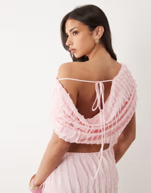エイソス レディース トップス ワンピース カットアウト フリル マキシ ASOS DESIGN ruffled off the shoulder maxi dress with cut out de