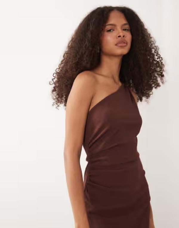 エイソス レディース トップス ワンピース ミディ ASOS DESIGN one shoulder midi dress with gathering in chocolate チョコレート エイソス レディース トップス ワンピース ミディ ASOS DESIGN one shoulder midi dress with gathering in chocolate チョコレート