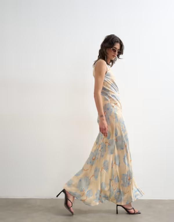 トップショップ レディース トップス ワンピース フラワー柄 サテン マキシ フラワー Topshop satin racer neck maxi dress floral jacquard Flor