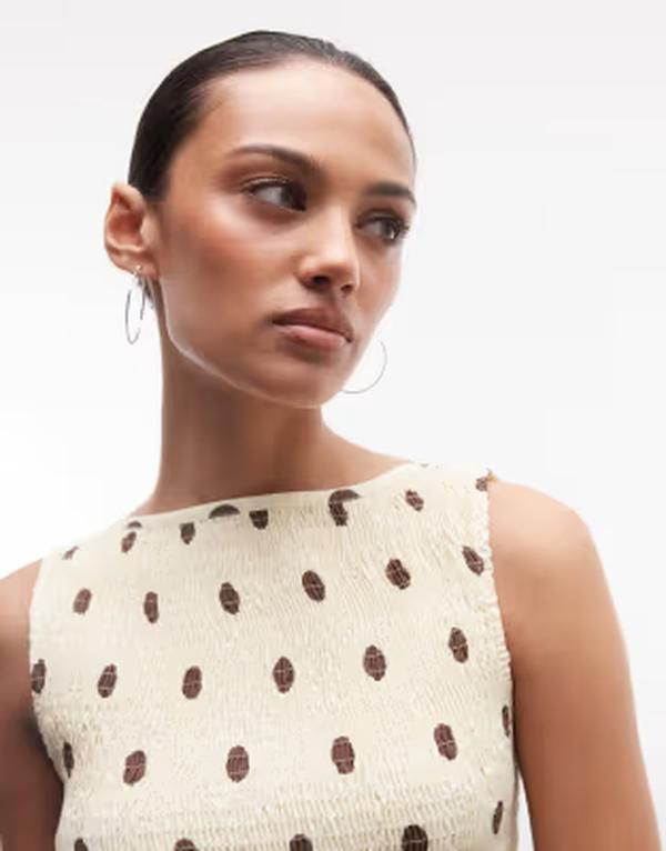 エイソス レディース トップス ワンピース ドット柄 ドット ミニ ノースリーブ ASOS DESIGN shirred sleeveless mini dress in buttermilk pol エイソス レディース トップス ワンピース ドット柄 ドット ミニ ノースリーブ ASOS DESIGN shirred sleeveless mini dress in buttermilk pol