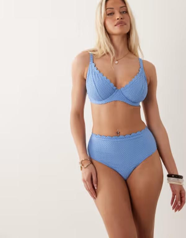 ピークボー レディース 水着 ボトムスのみ ハイウエスト Peek Beau textured scallop trim highwaist bikini bottom in cornflower B