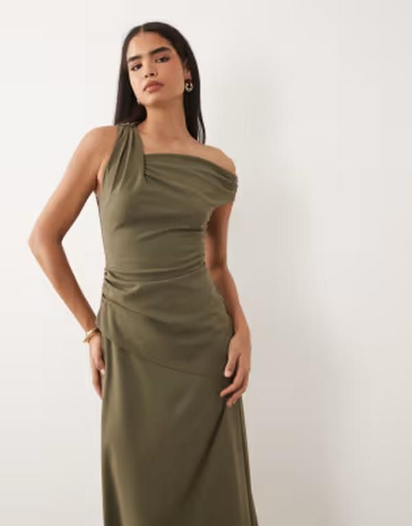 エイソス レディース トップス ワンピース クレープ ギャザー スカート マキシ ASOS DESIGN crepe fallen shoulder maxi dress with ruched sk