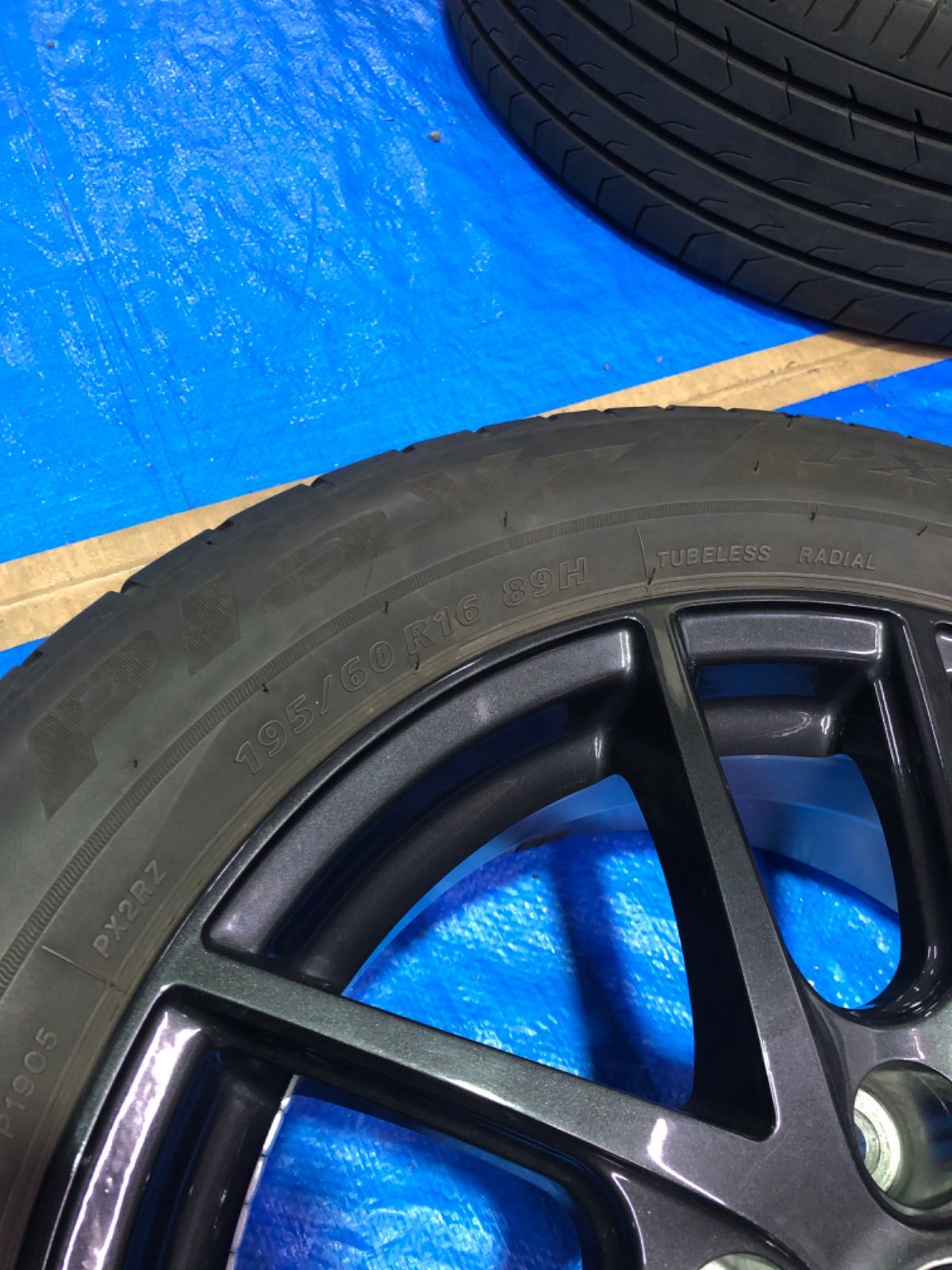 夏 サマータイヤ 日産 セレナ C27 C26 C25 純正アルミホイール 195