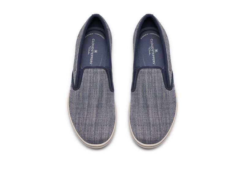 クラークス レディース シューズ スニーカー Clarks Breezesky Zoe Navy Canvas ネイビー