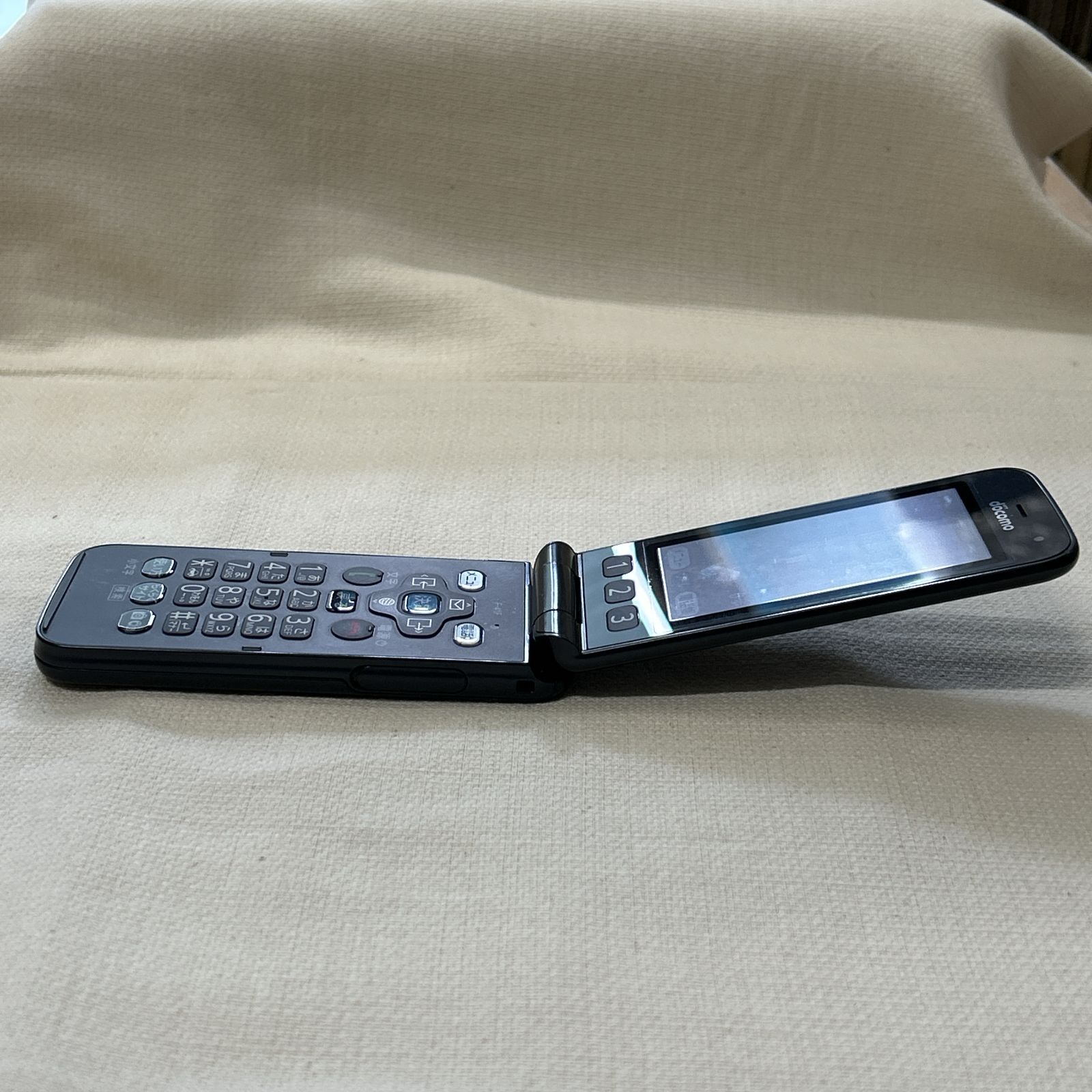 中古】らくらくホン F-41F docomo 富士通 - メルカリ