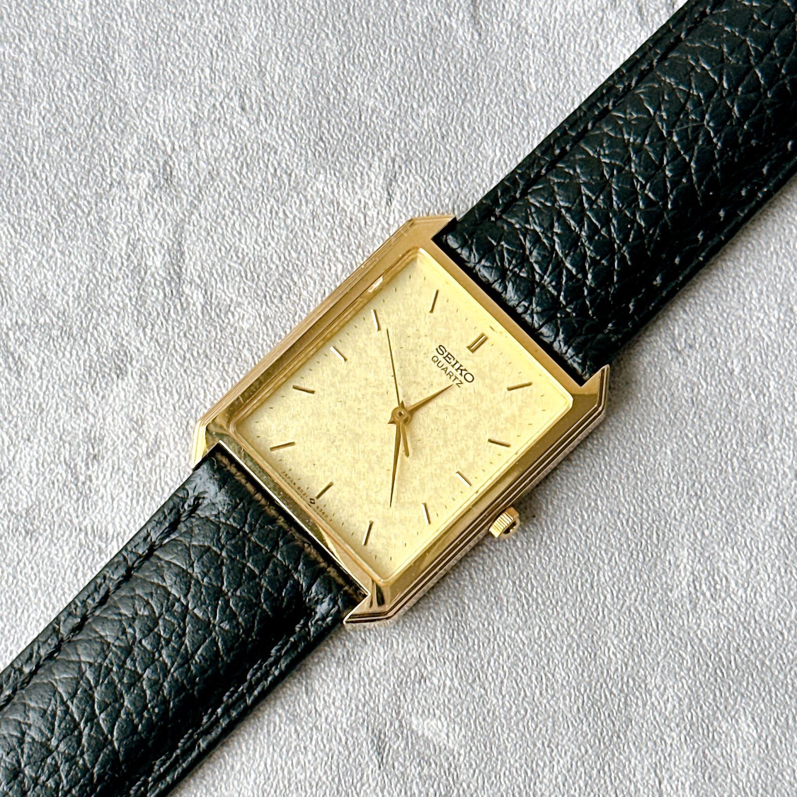 驚き値段で】SEIKO QUARTZ セイコークォーツ 9021-5310 ゴールド文字盤
