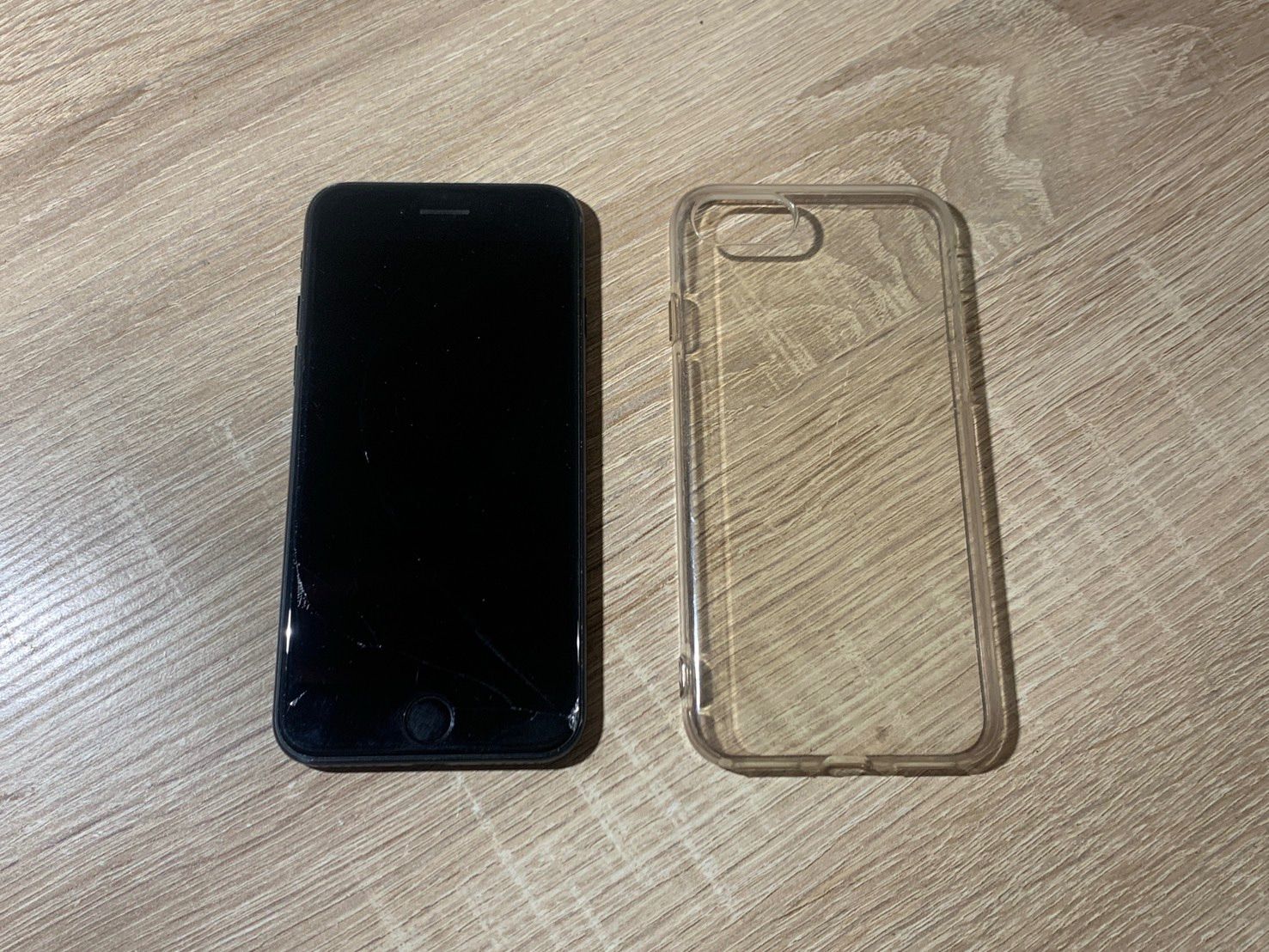 iPhone SE 3世代 64GB ブラック ジャンク品 - メルカリ