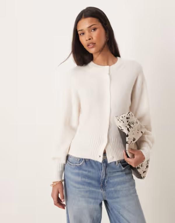 ジーナトリコ レディース アウター カーディガン ウール ニット Gina Tricot alpacand wool short knit cardigan in cream クリーム
