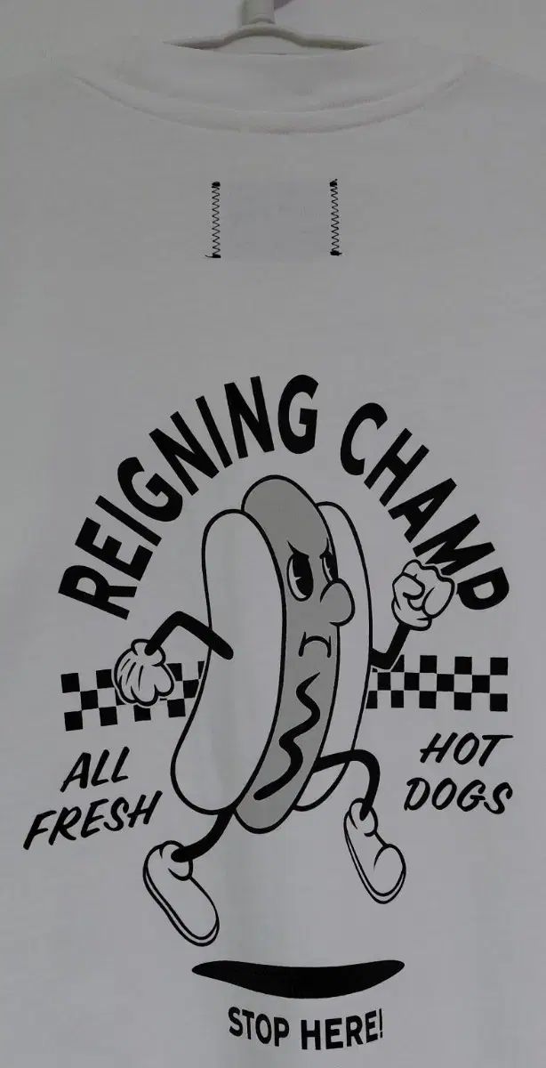 M Reigning Champ ハットグ グラフィック 半袖 Tシャツ