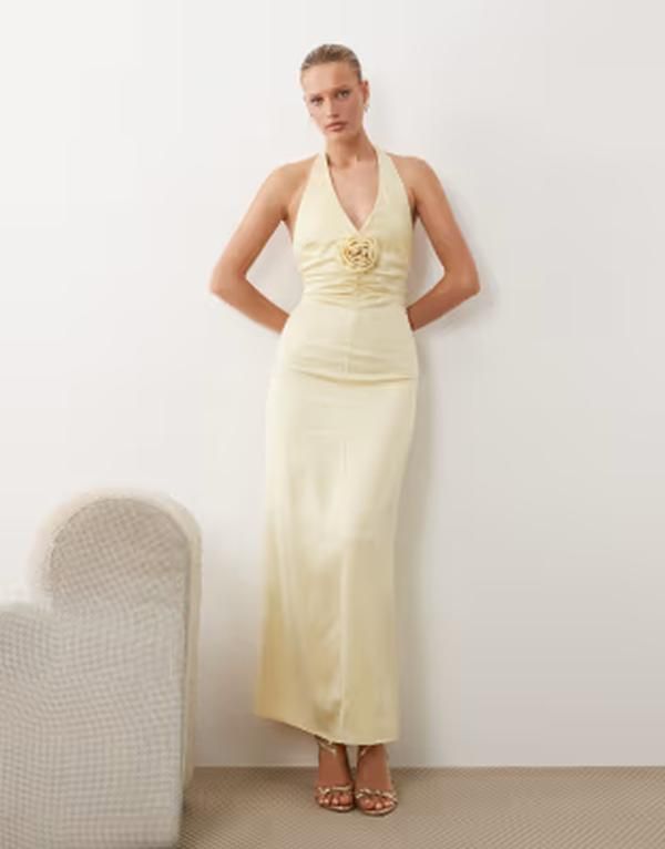 プリティラヴィッシュ レディース トップス ワンピース サテン マキシ ホルター Pretty Lavish satin halterneck maxi with corsage and ruchin