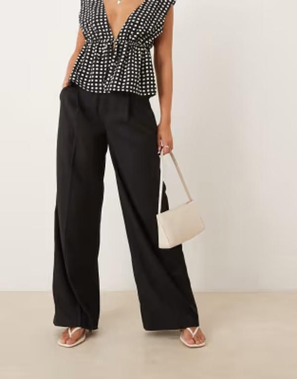 ジーナトリコ レディース ボトムス カジュアルパンツ ワイドレッグ Gina Tricot high rise wide leg tailo red pants Black ブラック