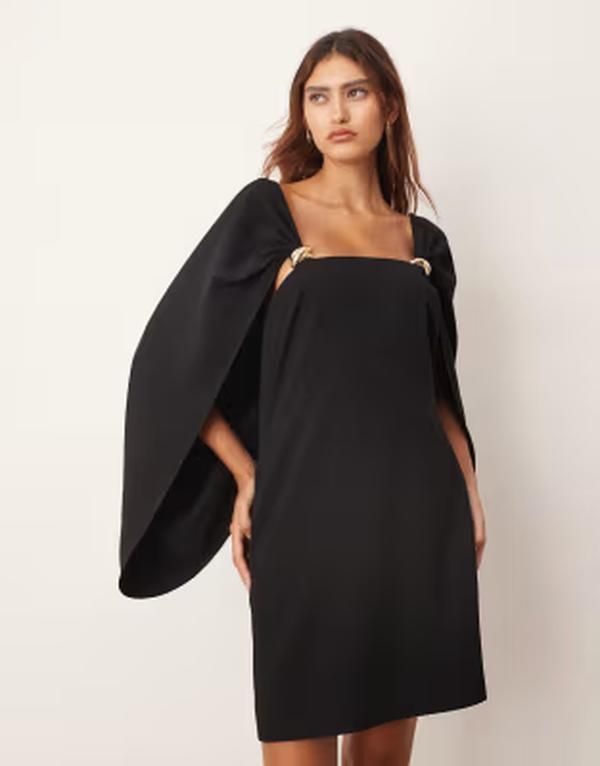 アレンジ レディース トップス ワンピース ケープデザイン ミニ キャップ ケープ ARRANGE cape sleeve mini shift dress with metal trim detai
