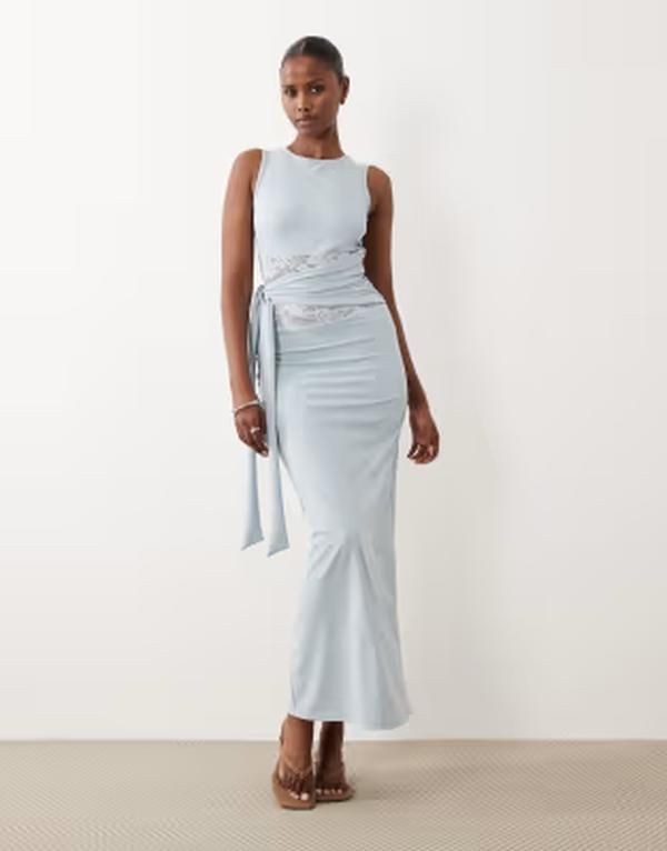 ザ・フロリック レディース トップス ワンピース タイディテール レース マキシ The Frolic exclusive lace insertie detail maxi dress in bab