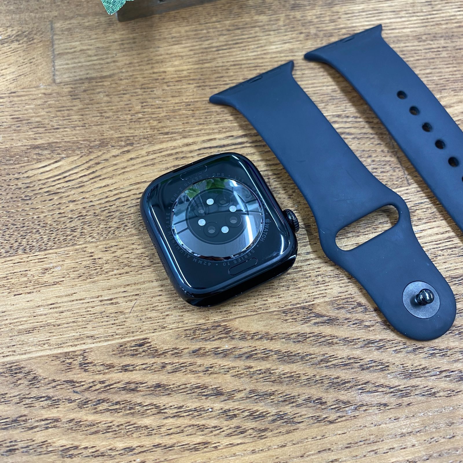 Apple Watch Series 10 (98% Battery) GPS Cellular - ISHOP JAPAN