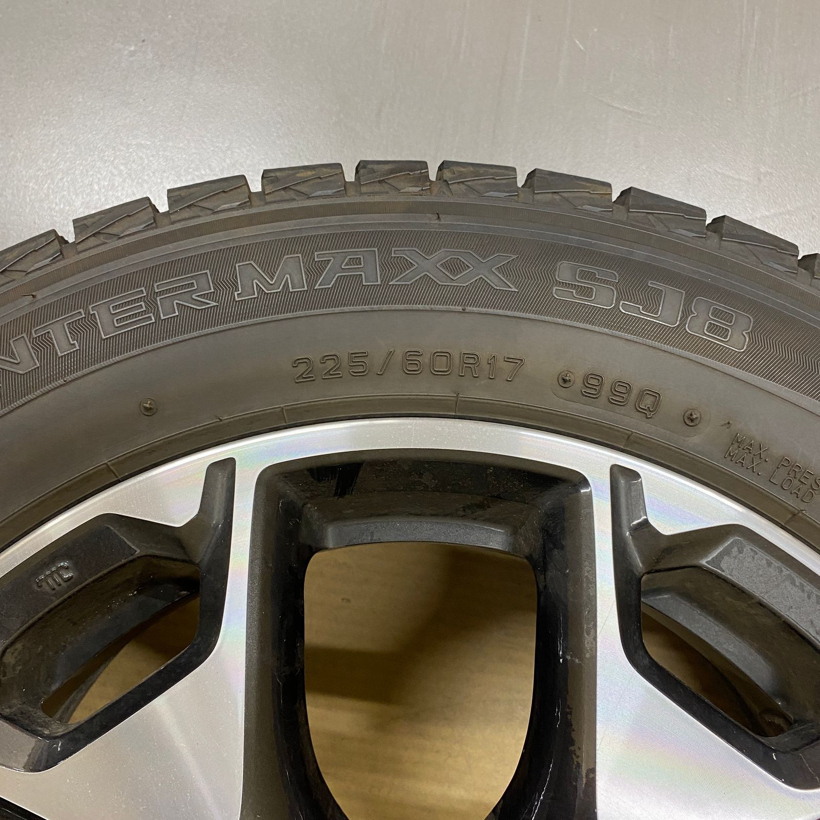 スバル純正 17インチ 7J +55 PCD100 5H 4本セット【中古】 - メルカリ