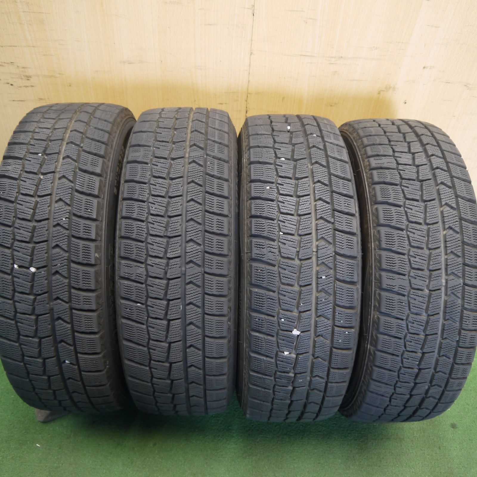 15インチホイール　スタッドレス 185/60r15 バリ溝！ バリ溝！キレイ！9.5分☆シエンタ 等 185/60R15 スタッドレス