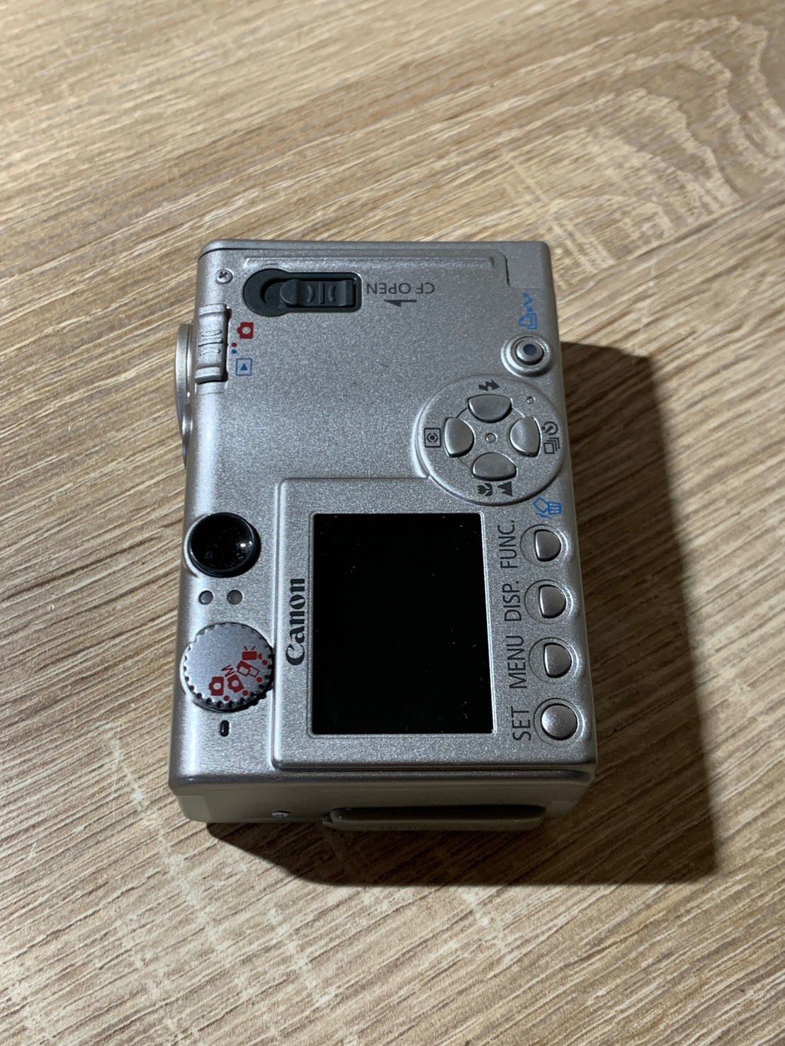 1802 Canon IXY DIGITAL 450 シルバー ジャンク品 デジカメ【コ