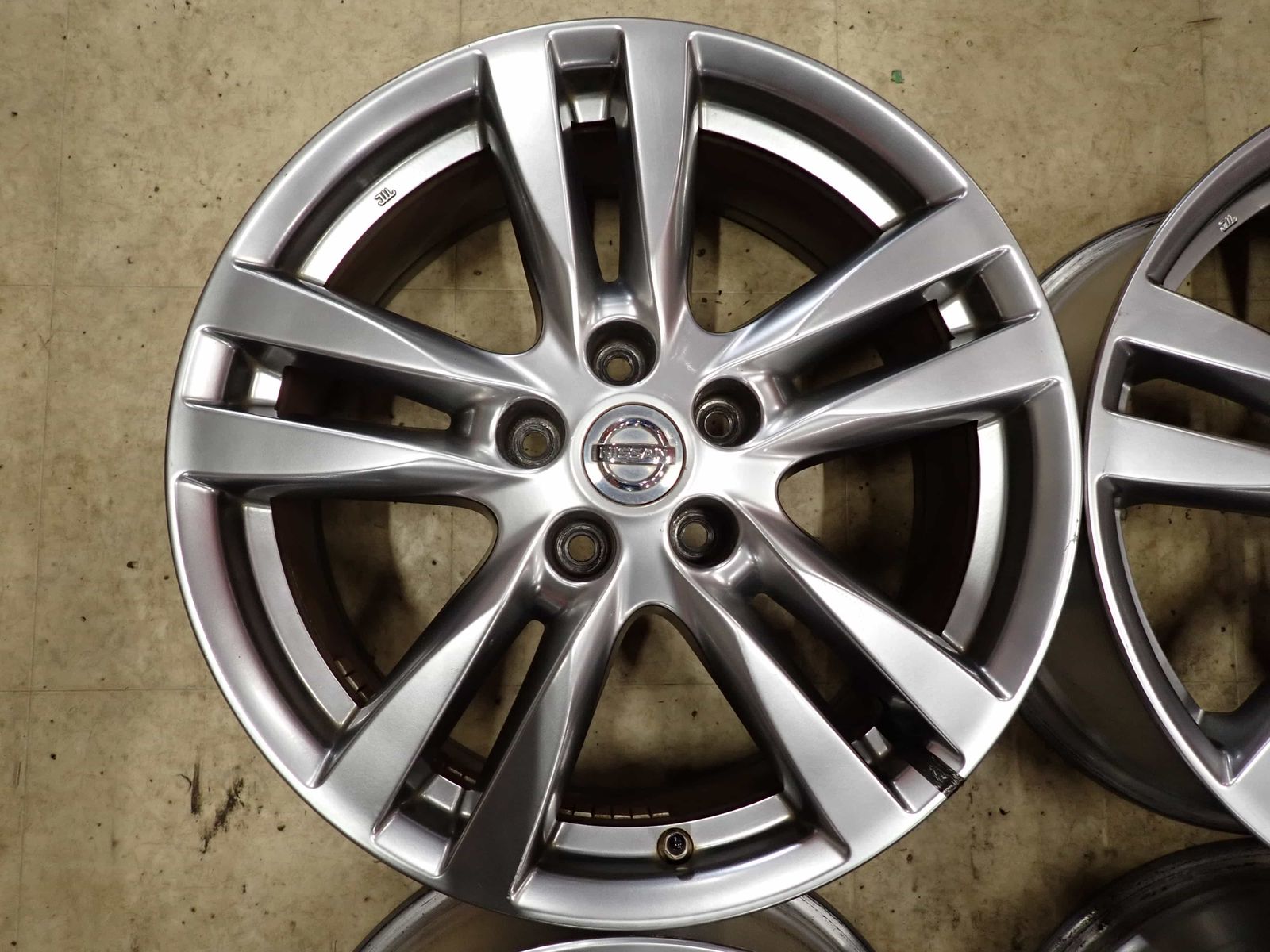 4本SET 会社宛 送料無料 18×7.5J 日産 純正 アルミ 5穴 PCD 114.3mm +