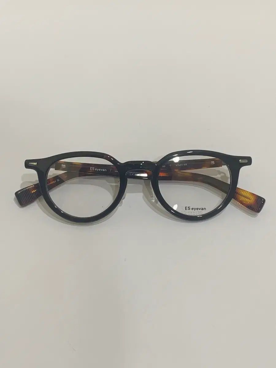 正規品/新品 E5アイ반 P9(47) c DMAG