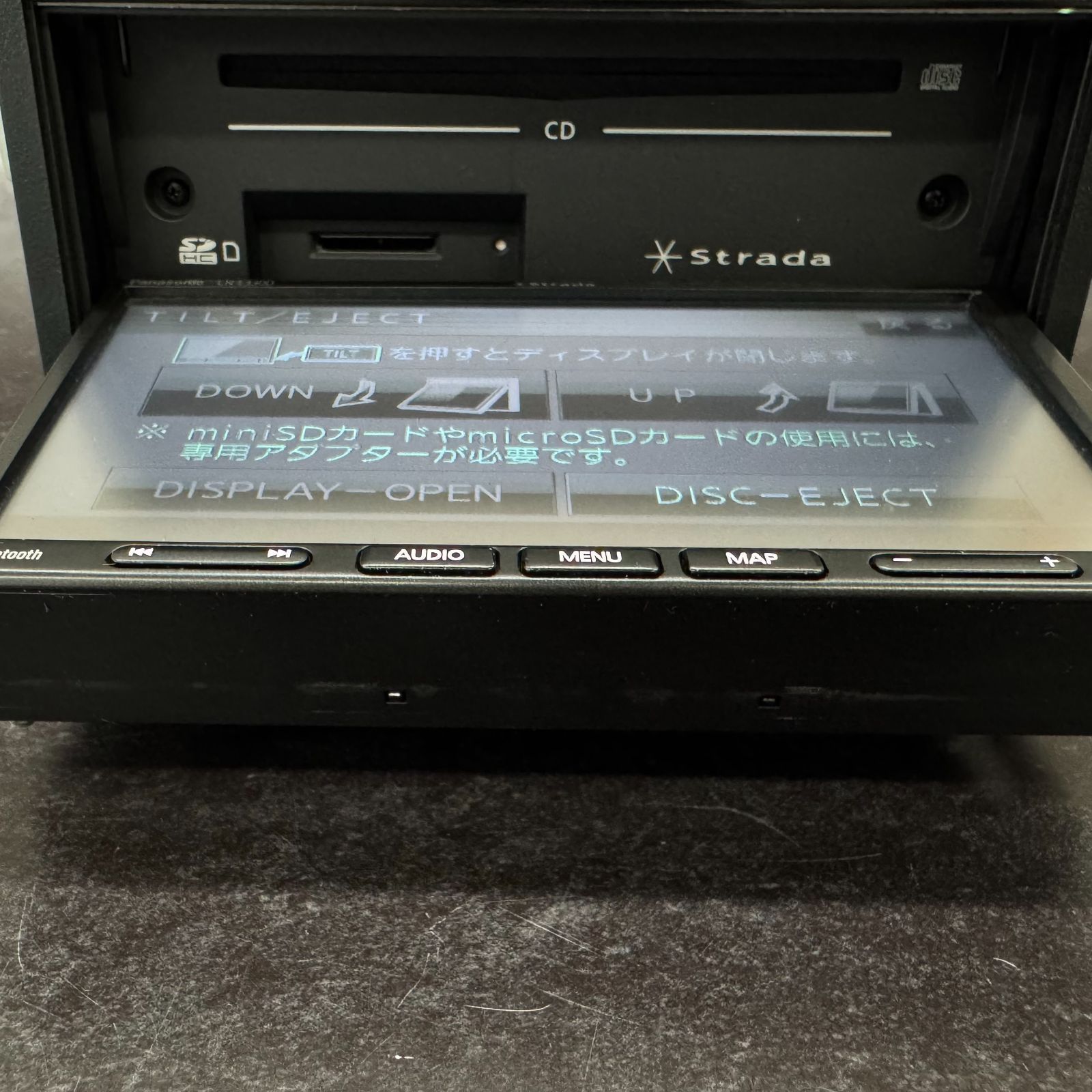 Panasonic パナソニック カーナビ Strada ストラーダ CN-E330D 中古品