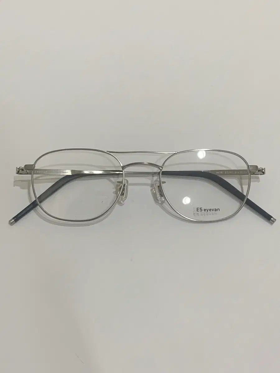 正規品/新品 E5アイ반 M18(51) c STST