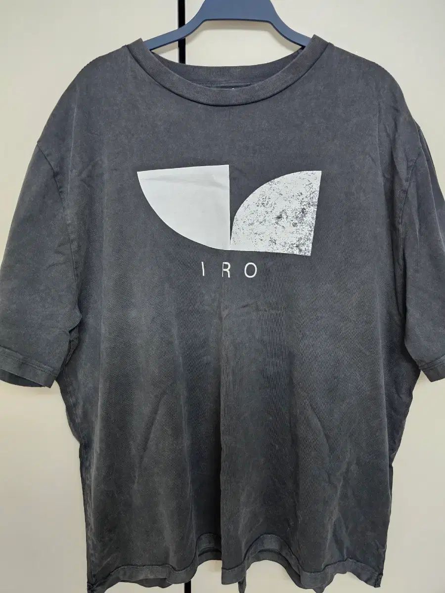 イロ ウォッシュ チャコール Tシャツ xl