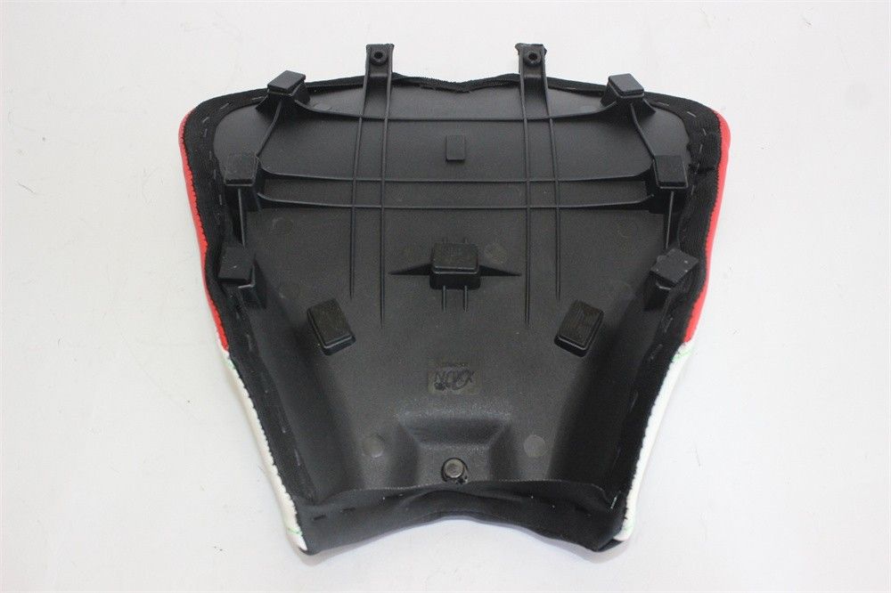 ducati用 パニガーレ Panigale V4 2025 以降 フロント シート カスタム 赤白緑