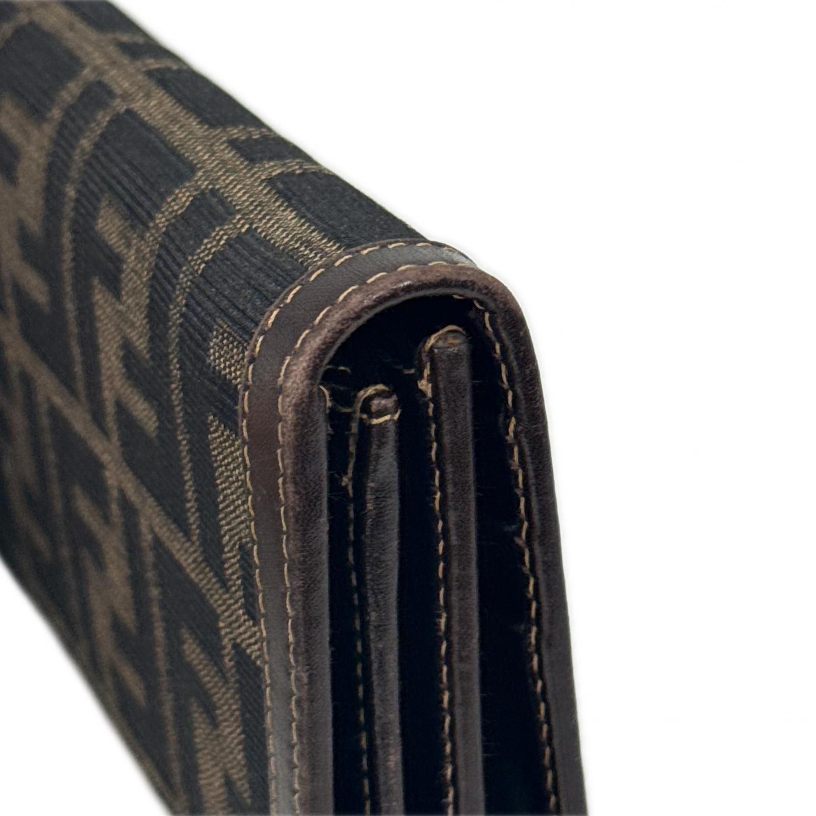FENDI フェンディ 30851 長財布 088 2266 ファッション小物 ブラウン 