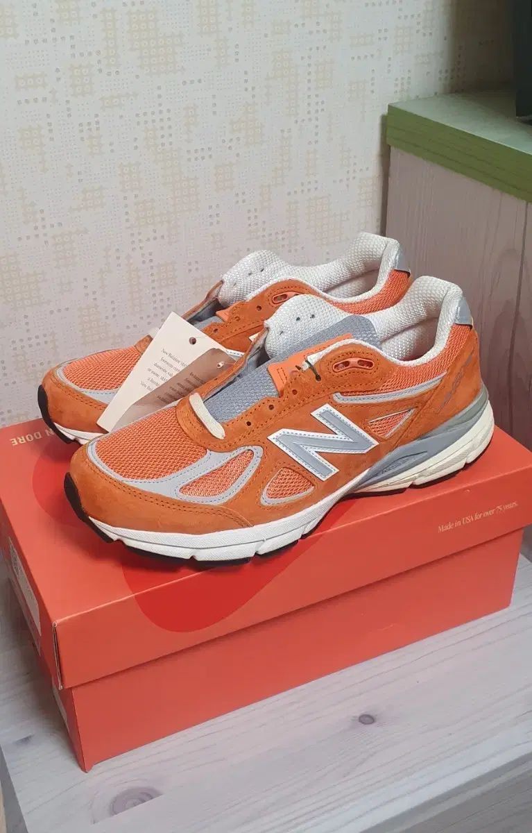 265 ニューバランス 990v4 エメ レオン ドール レッド クレー