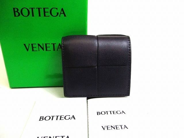 ボッテガヴェネタ BOTTEGA VENETA イントレチャート カーフスキン 小銭入れ カセット 折り畳みコインパース メンズ レディース 【未使用保管品】