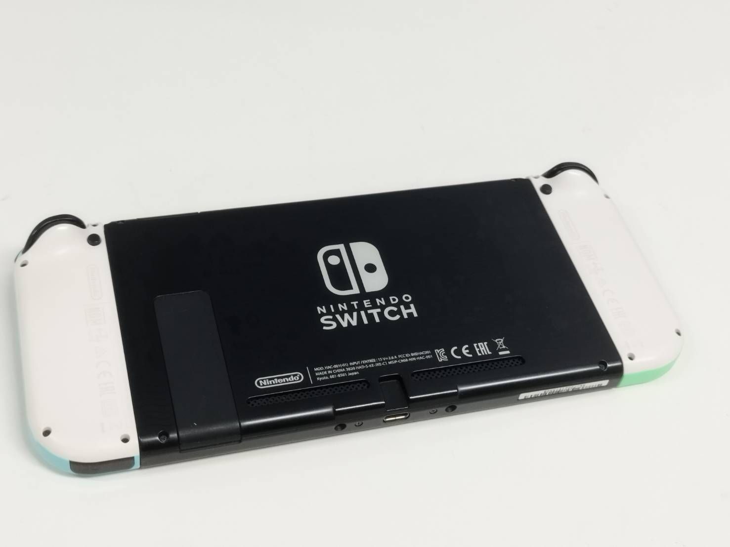 Nintendo Switch 本体 HAC-001(-01)/2020年製/バッテリー強化版〈HAD-S